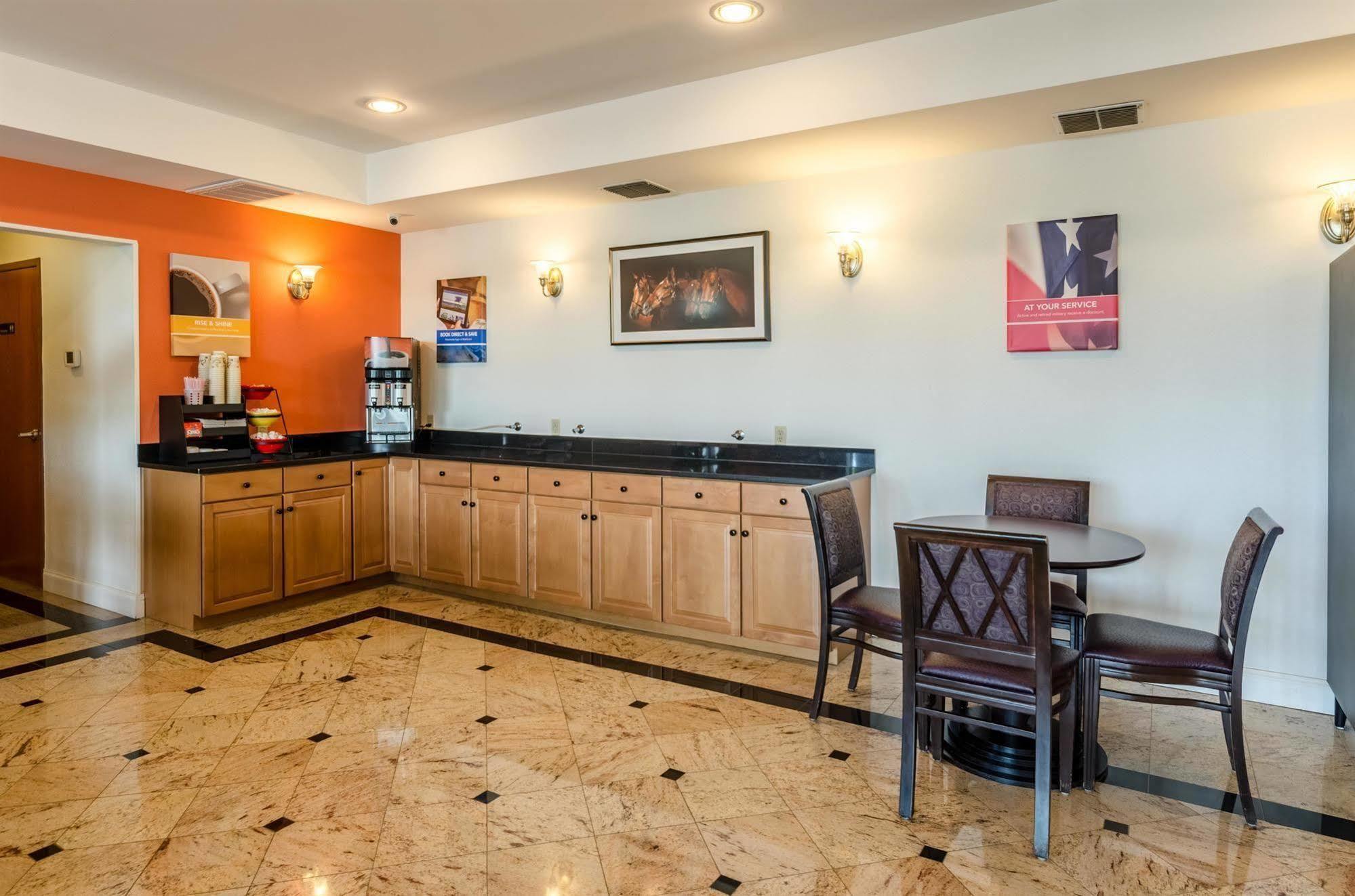 Motel 6-Lexington, Va Екстер'єр фото