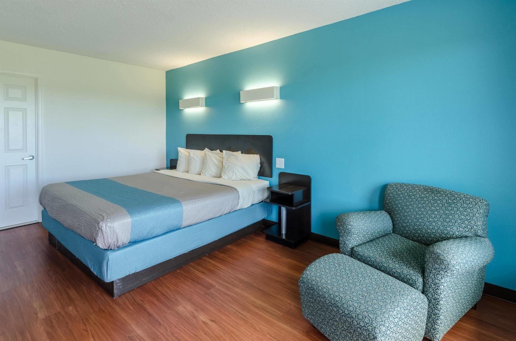Motel 6-Lexington, Va Екстер'єр фото