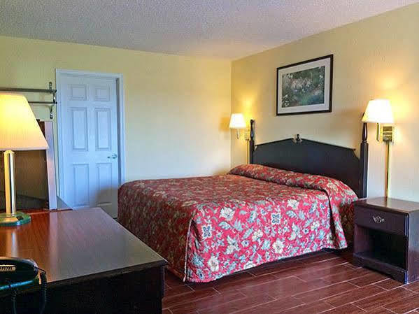 Motel 6-Lexington, Va Екстер'єр фото